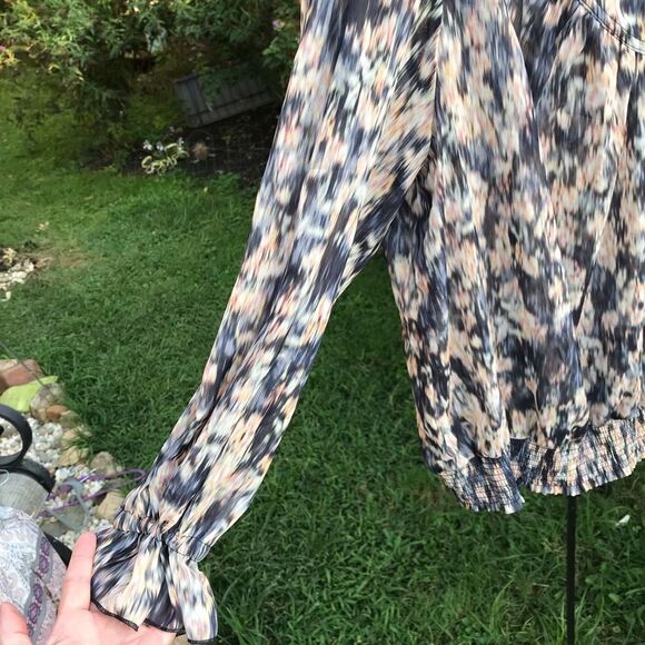 Democracy Blouse  - Picture 8 of 9